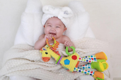 宝应县1岁宝宝流鼻涕打喷嚏